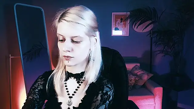 Snapshot of Noah_ElmerX chatting on November 7, 2025, 7:30 am Noah ElmerX online show from November 7, 2025, 7:30 am