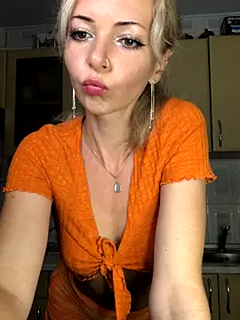 Kristina03 online show from October 8, 2025, 9:12 pm