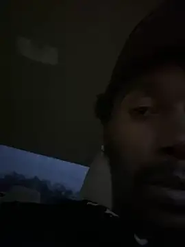 ITSONLYKENNY online show from February 14, 2025, 11:31 pm