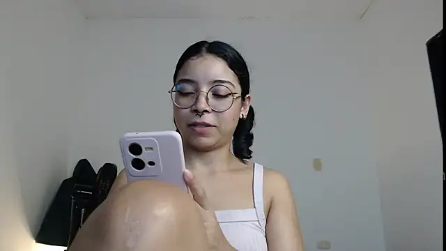 Putaku San online show from November 11, 2025, 4:45 am