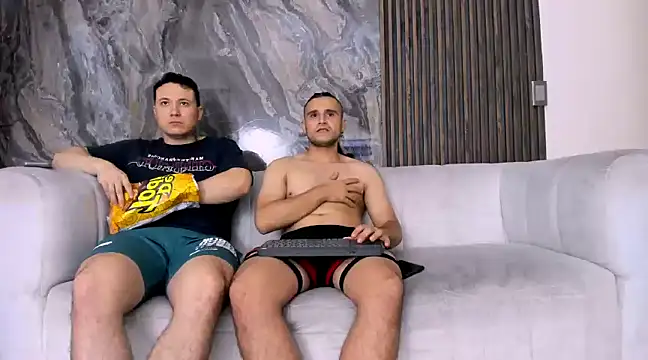 Snapshot of blessmyneighbors2 chatting on December 30, 2024, 7:11 pm blessmyneighbors2 online show from December 30, 2024, 7:11 pm