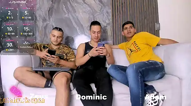 Snapshot of blessmyneighbors2 chatting on January 12, 2025, 3:14 pm blessmyneighbors2 online show from January 12, 2025, 3:14 pm