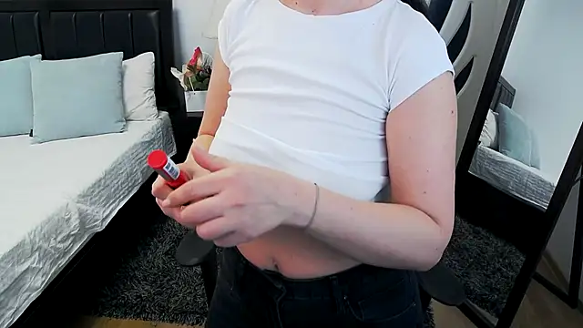 AmyPure  online show from March 20, 2026, 5:23 am