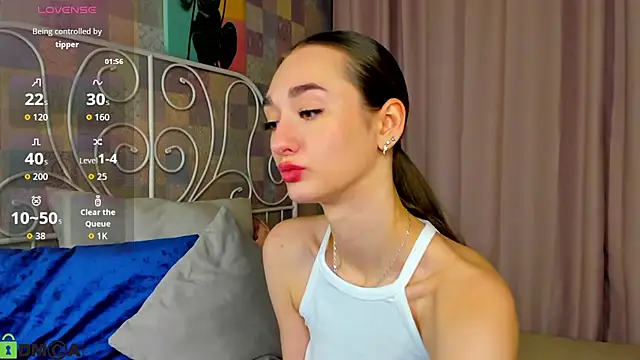 Kelly Powell online show from November 6, 2025, 9:32 am