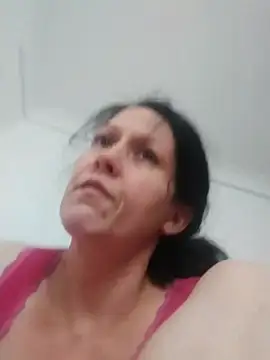 Snapshot of Mira_bel chatting on October 14, 2025, 11:33 am Mira bel online show from October 14, 2025, 11:33 am