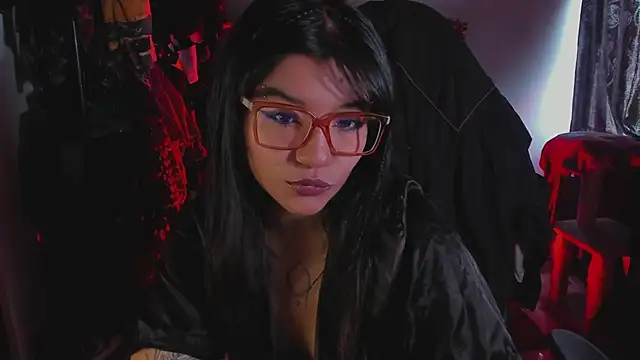 annie walker6 online show from September 12, 2025, 6:19 pm