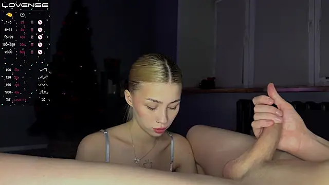 Snapshot of sarah_kurt chatting on January 27, 2025, 8:17 pm sarah kurt online show from January 27, 2025, 8:17 pm