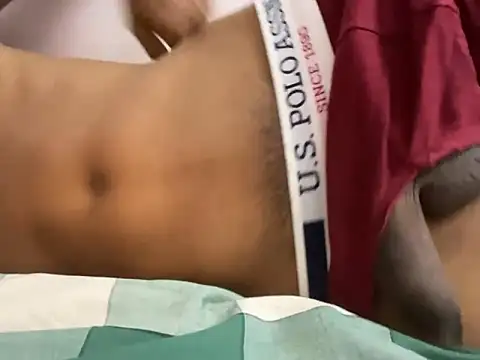 Snapshot of CALVINXXX chatting on September 21, 2025, 10:22 pm CALVINXXX online show from September 21, 2025, 10:22 pm