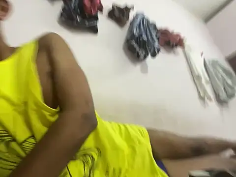 Snapshot of CALVINXXX chatting on October 20, 2025, 12:55 am CALVINXXX online show from October 20, 2025, 12:55 am