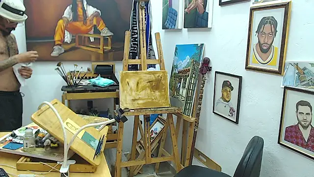 Snapshot of color_beat17 chatting on December 9, 2024, 12:51 pm color beat17 online show from December 9, 2024, 12:51 pm