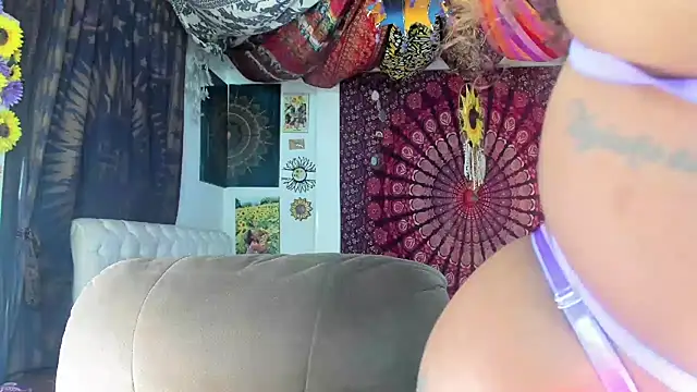 ElizaGrey  online show from March 4, 2025, 2:06 am