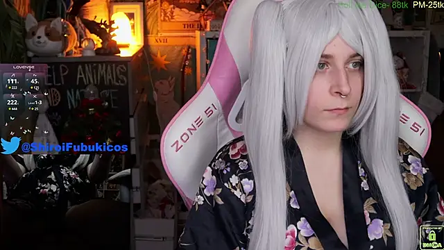 Snapshot of ShiroiFubuki chatting on December 13, 2024, 6:59 pm ShiroiFubuki online show from December 13, 2024, 6:59 pm