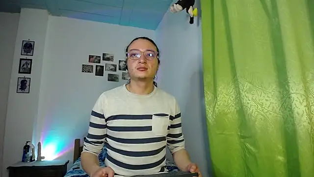 Snapshot of monkeywillwhite chatting on November 6, 2025, 2:12 am monkeywillwhite online show from November 6, 2025, 2:12 am