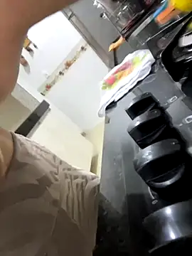 Snapshot of lupyta20 chatting on September 18, 2025, 11:34 am lupyta20 online show from September 18, 2025, 11:34 am