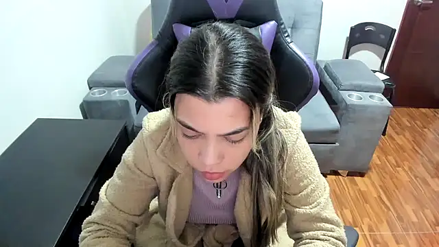 LuisaReyes 2911 online show from March 3, 2025, 2:36 am