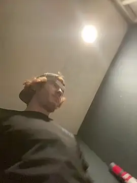 Snapshot of hottestcouplevaa chatting on January 14, 2025, 5:45 pm hottestcouplevaa online show from January 14, 2025, 5:45 pm