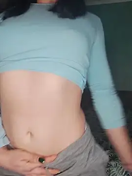 CristalSolbi online show from February 18, 2026, 1:40 pm