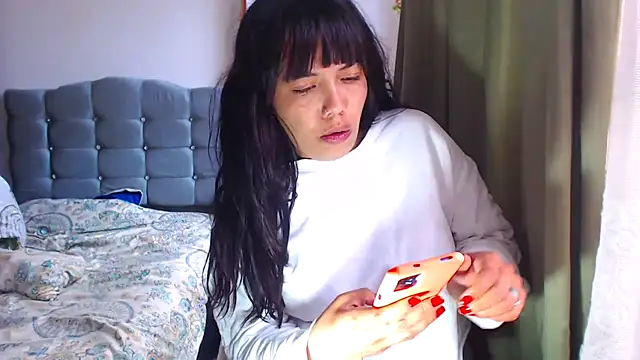 AmaraRoberts420 online show from February 4, 2026, 9:31 pm