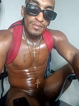 Snapshot of AndreMillz69 chatting on October 3, 2025, 7:16 am AndreMillz69 online show from October 3, 2025, 7:16 am