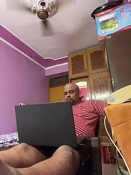 Snapshot of Dick_6inches chatting on June 17, 2026, 7:44 am Dick 6inches online show from June 17, 2026, 7:44 am