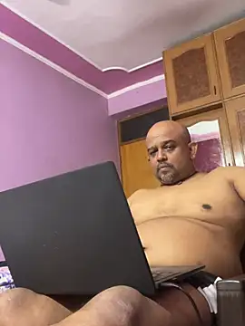 Snapshot of Dick_6inches chatting on June 24, 2026, 1:32 pm Dick 6inches online show from June 24, 2026, 1:32 pm