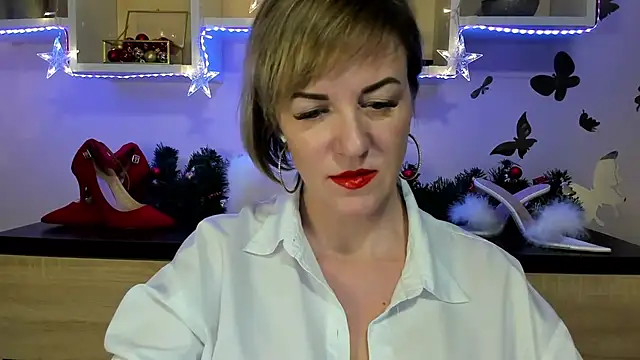 Snapshot of feliziaDesire chatting on January 7, 2025, 6:56 pm feliziaDesire online show from January 7, 2025, 6:56 pm