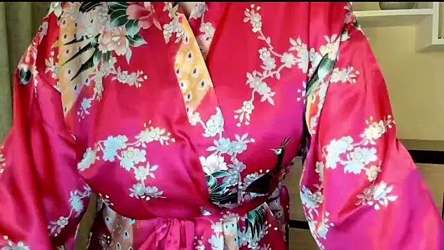 Snapshot of feliziaDesire chatting on September 28, 2025, 10:15 pm feliziaDesire online show from September 28, 2025, 10:15 pm