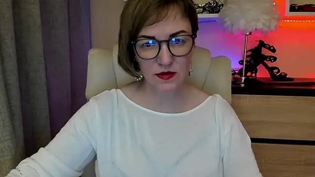 feliziaDesire online show from December 4, 2025, 8:06 pm