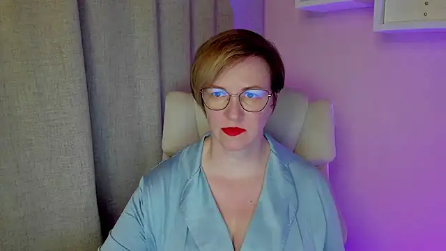 Snapshot of feliziaDesire chatting on July 28, 2026, 12:59 pm feliziaDesire online show from July 28, 2026, 12:59 pm