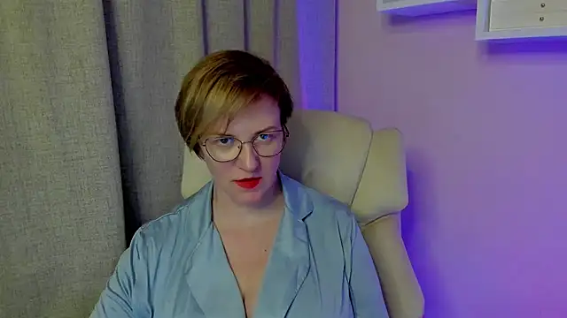 Snapshot of feliziaDesire chatting on July 28, 2026, 3:21 pm feliziaDesire online show from July 28, 2026, 3:21 pm