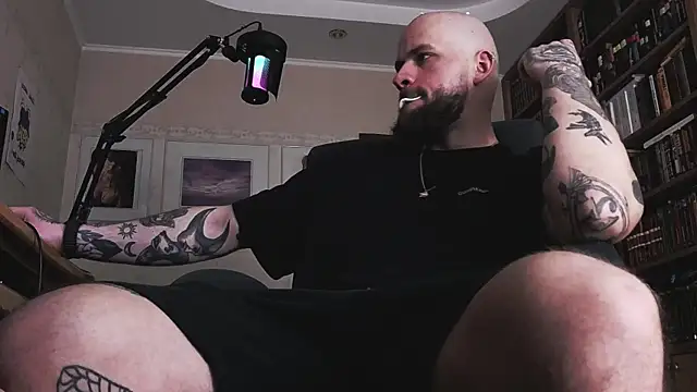 Snapshot of FindomJason chatting on February 19, 2026, 12:12 pm FindomJason online show from February 19, 2026, 12:12 pm