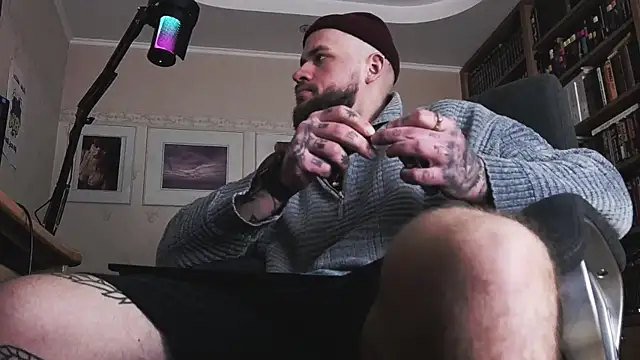 Snapshot of FindomJason chatting on February 20, 2026, 11:54 am FindomJason online show from February 20, 2026, 11:54 am