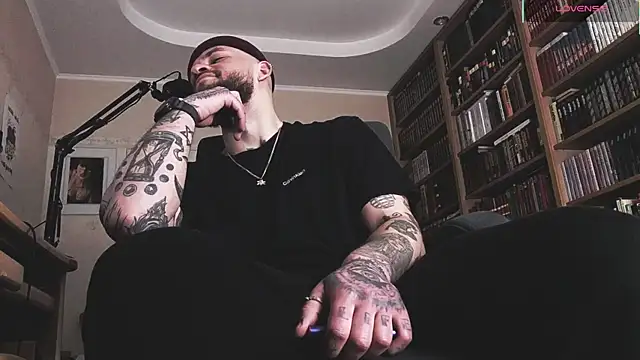 Snapshot of FindomJason chatting on February 26, 2026, 10:36 am FindomJason online show from February 26, 2026, 10:36 am