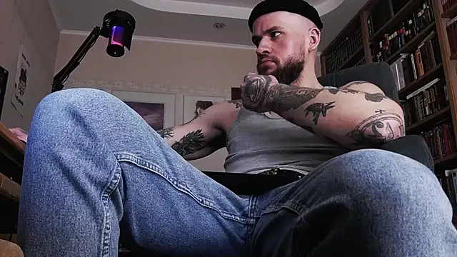 Snapshot of FindomJason chatting on March 1, 2026, 9:22 am FindomJason online show from March 1, 2026, 9:22 am