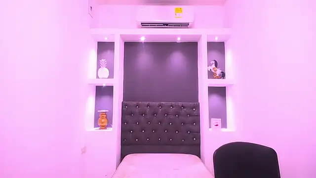 BeautyEyesxo online show from March 21, 2025, 8:08 pm