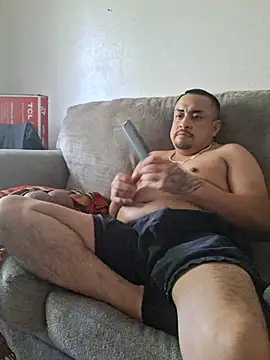 Snapshot of hungpenis210 chatting on September 10, 2025, 2:28 pm hungpenis210 online show from September 10, 2025, 2:28 pm