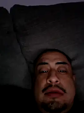 Snapshot of hungpenis210 chatting on October 12, 2025, 2:43 am hungpenis210 online show from October 12, 2025, 2:43 am