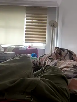 Snapshot of strange6696 chatting on November 6, 2025, 11:44 am strange6696 online show from November 6, 2025, 11:44 am