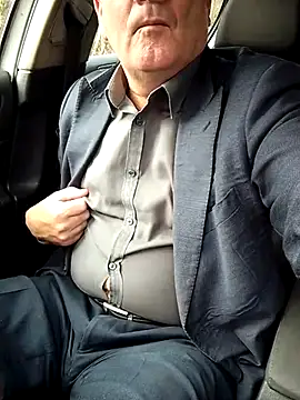 Snapshot of stiffandlubed@xh chatting on October 1, 2025, 10:05 pm stiffandlubedxh online show from October 1, 2025, 10:05 pm