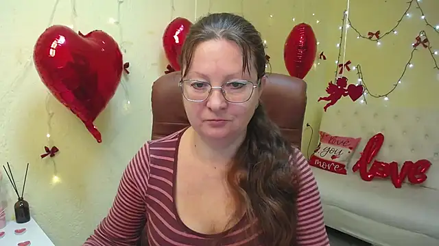 VanessaHotts online show from February 6, 2026, 8:51 am