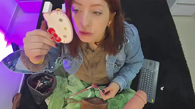 JulietaAlves online show from December 15, 2025, 11:36 am