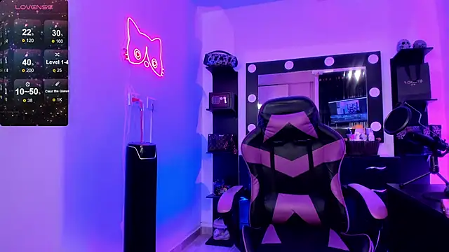 miss kitty online show from March 14, 2026, 8:14 pm