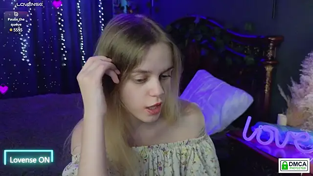 Snapshot of lady_bellaa chatting on February 11, 2025, 10:37 am lady bellaa online show from February 11, 2025, 10:37 am