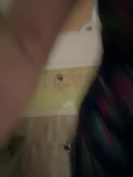 lonely shewolf online show from March 5, 2026, 5:53 pm