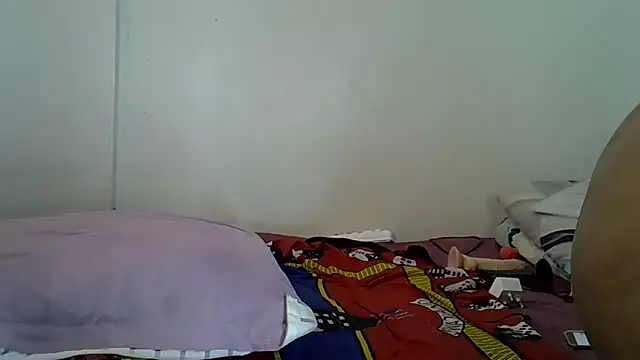 AddictiveAssCurves online show from April 5, 2026, 9:06 am