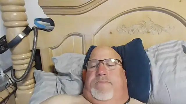 Bigbear0563 online show from June 2, 2026, 4:09 pm