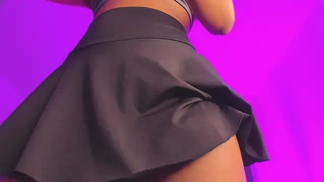 Emmily Savage online show from September 9, 2025, 11:43 am