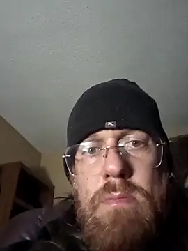 Geeznuts19 online show from November 5, 2025, 2:00 am