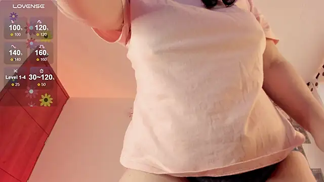 Snapshot of lylah_brosst chatting on March 15, 2025, 9:27 pm lylah brosst online show from March 15, 2025, 9:27 pm