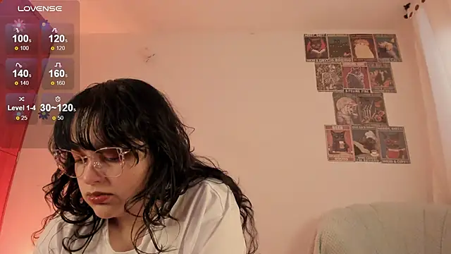 Snapshot of lylah_brosst chatting on March 19, 2025, 9:58 pm lylah brosst online show from March 19, 2025, 9:58 pm